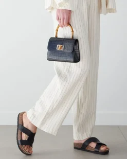 Women ABEO Education|Travel-Lanai Slide