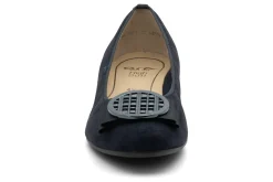 Women ara Standard|Casual Shoes-Bambi