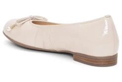 Women ara Standard|Casual Shoes-Scout