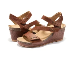 Women Halsa Footwear Wide|Standard-Giselle