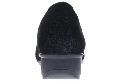 Women Revere Standard|Wide-Naples