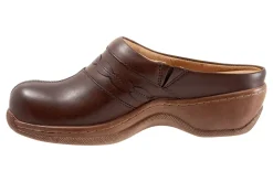 Women Softwalk Wide|Clogs-Amber