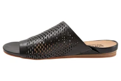 Women Softwalk Wide|Sandals-Corsica II