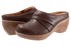 Women Softwalk Narrow|Clogs-Mackay