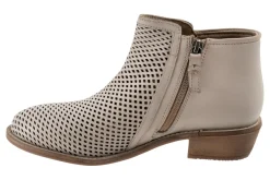Women Softwalk Narrow|Boots-Rimini Perf