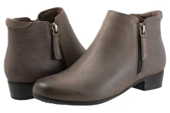 Women Trotters Wide|Standard-Major Embossed