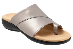 Women Trotters Wide|Standard-Regina