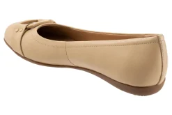 Women Trotters Standard|Wide-Sizzle Signature